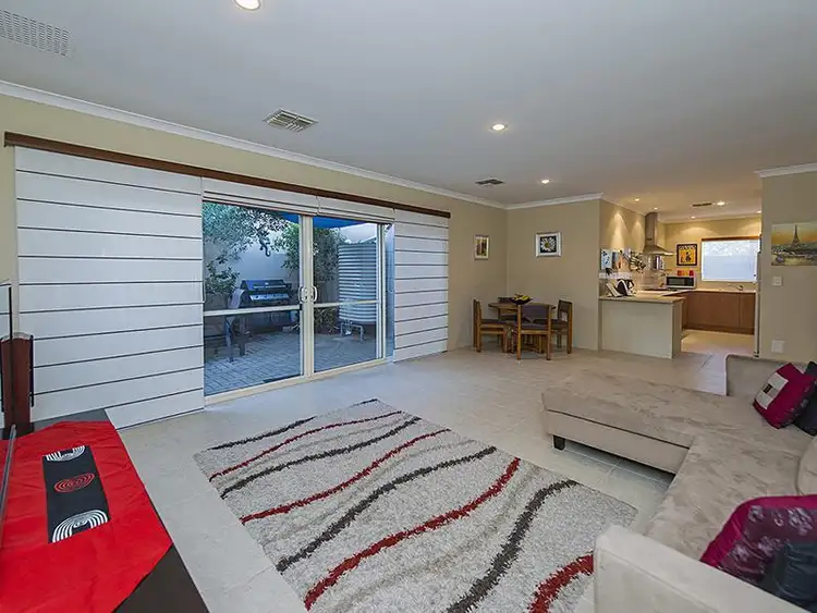 1/11 Miller Street, Victoria Park WA 6100