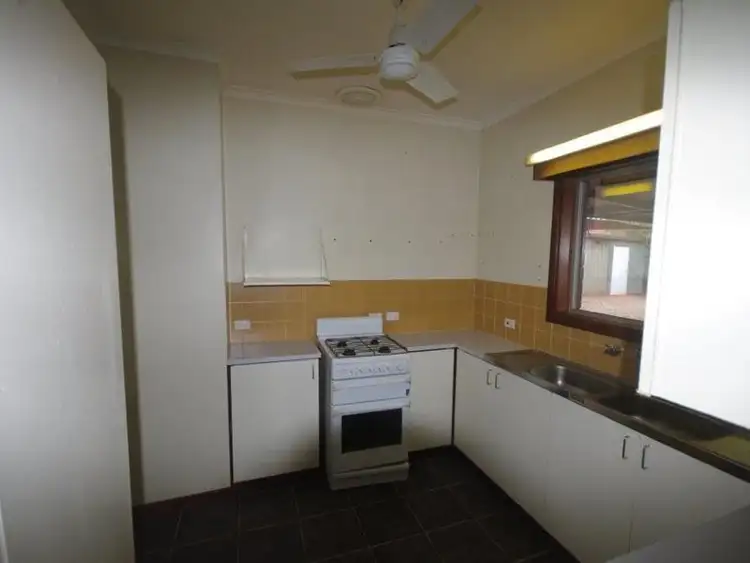 Fifth view of Homely house listing, 9 Barton Way, Newman WA 6753