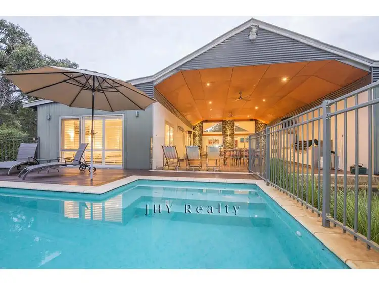 112 Hayes Road, Quindalup WA 6281