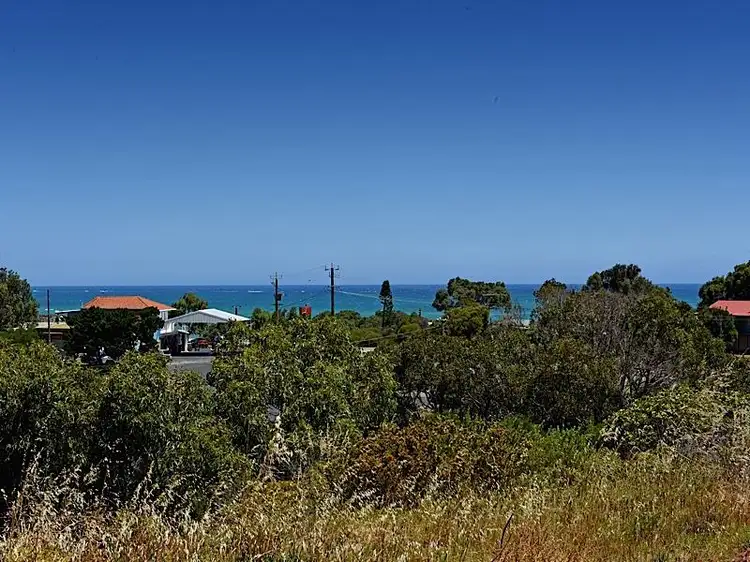 6 Collett Place, Guilderton WA 6041