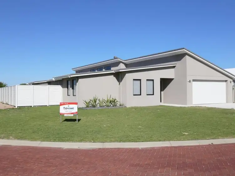 20 Hastings Crescent, Castletown WA 6450