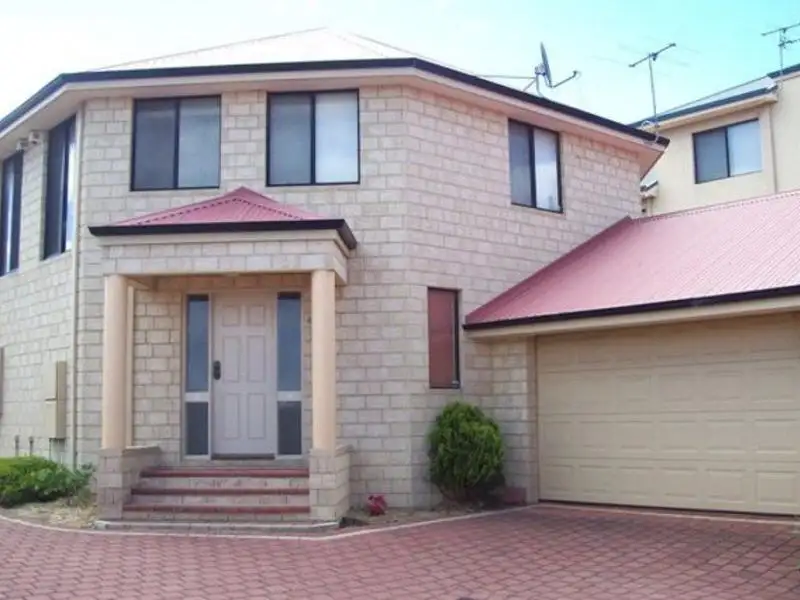 Main view of Homely unit listing, 4/5 Wittenoom Street, Bunbury WA 6230