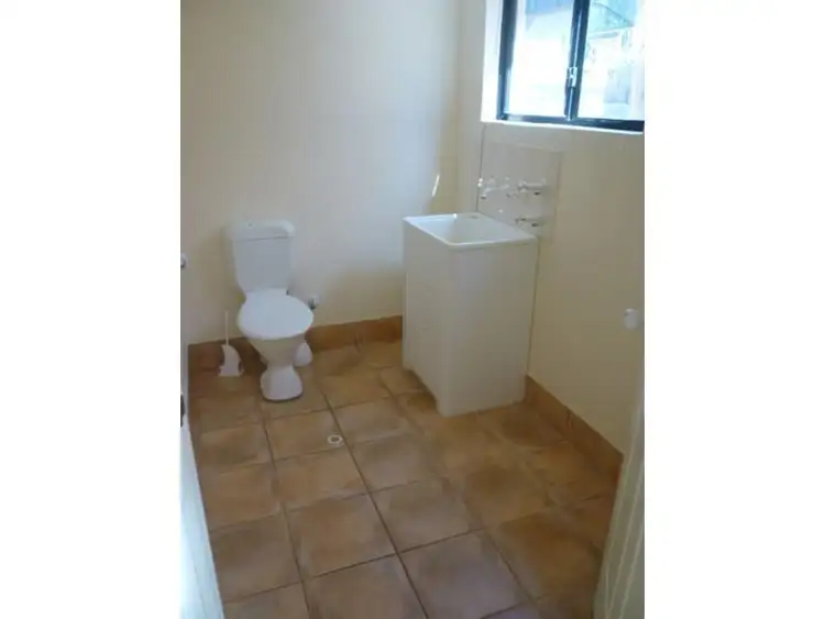 Seventh view of Homely unit listing, 4/5 Wittenoom Street, Bunbury WA 6230