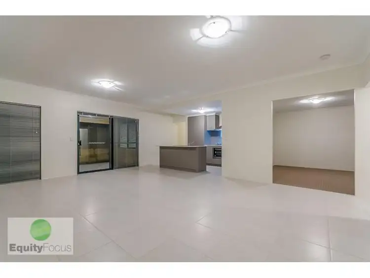 Fifth view of Homely house listing, 6B Sorbonne Turn, Aubin Grove WA 6164