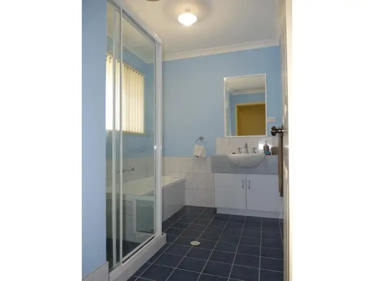 Fifth view of Homely unit listing, 11A Foy Street, Esperance WA 6450