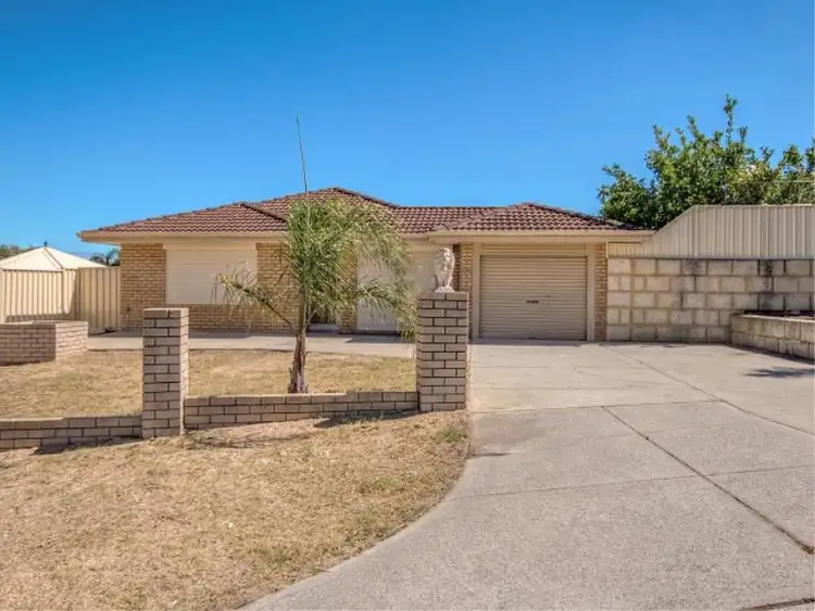 3 Sheoak, Parmelia WA 6167