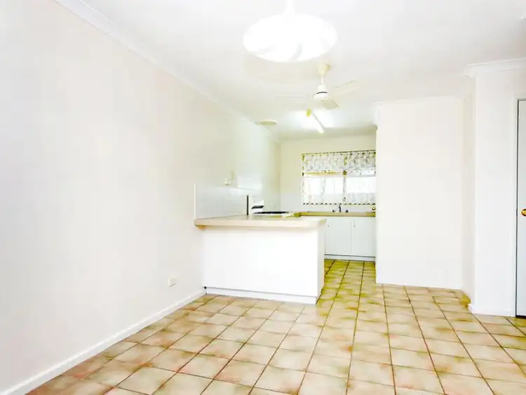 Fifth view of Homely unit listing, 11/101 Clarke Street, South Bunbury WA 6230