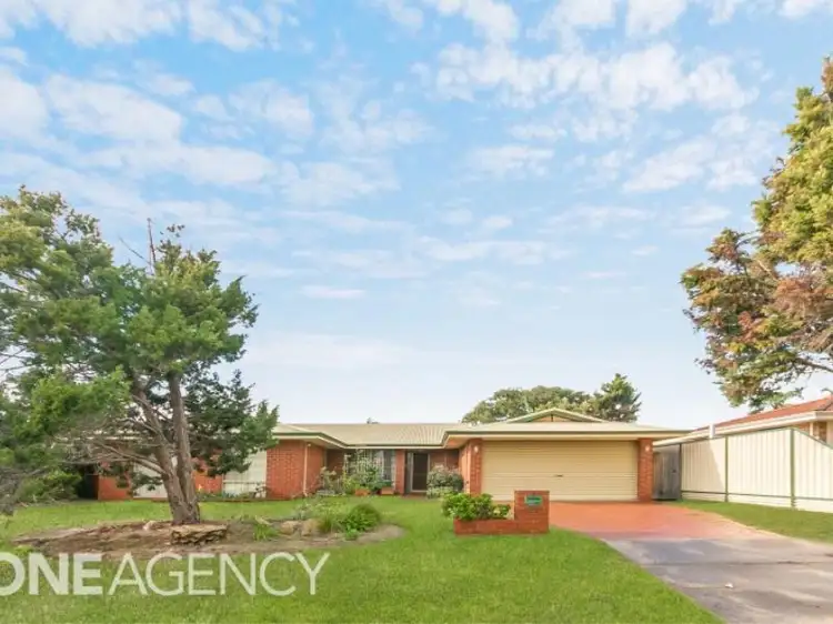 25 Heatherlea Parkway, Leeming WA 6149
