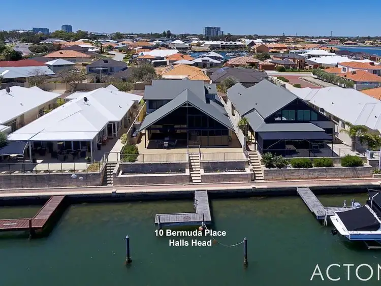 Second view of Homely house listing, 10 Bermuda Place, Halls Head WA 6210