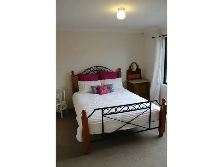 Fifth view of Homely villa listing, 2/7 Holder Street, St James WA 6102