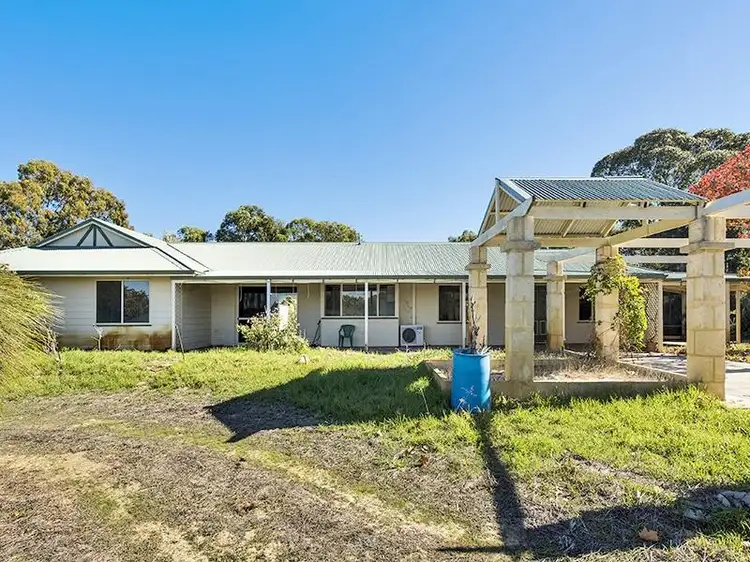 100 Teal Park Place, Gingin WA 6503