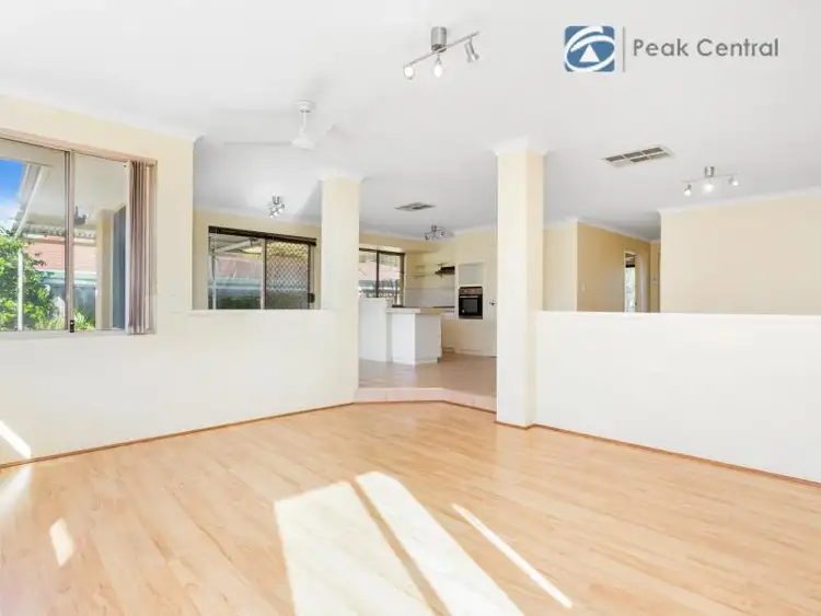 Fourth view of Homely house listing, 11 Dreier Court, Atwell WA 6164