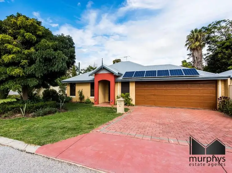 33 Batten Street, Coolbellup WA 6163