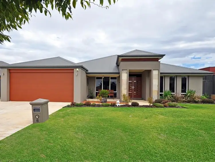 6 Goodison Way, Aveley WA 6069
