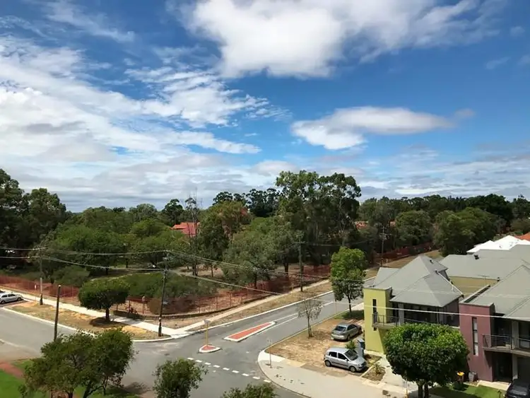 Fifth view of Homely unit listing, 60/16 Leeder Street, Glendalough WA 6016