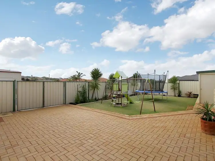 Second view of Homely house listing, 8 Luttrell Gardens, Beeliar WA 6164