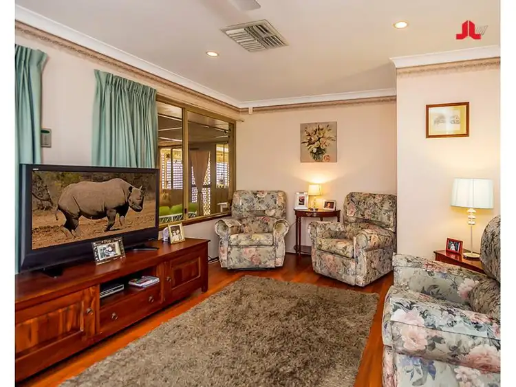Sixth view of Homely house listing, 6 Tucuma Court, Warnbro WA 6169