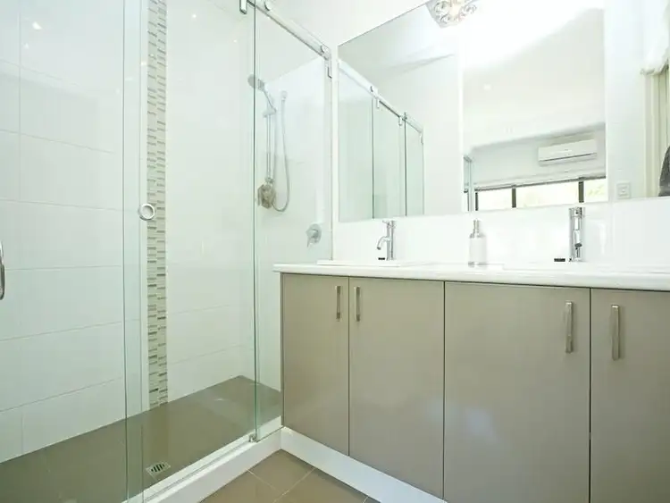 Fifth view of Homely villa listing, 304 B Cape Street, Yokine WA 6060