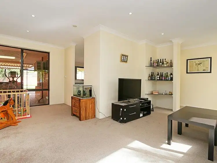 Seventh view of Homely house listing, 18 Florey Place, Huntingdale WA 6110