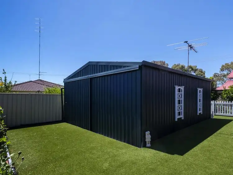 Sixth view of Homely house listing, 2 Forum Way, East Bunbury WA 6230