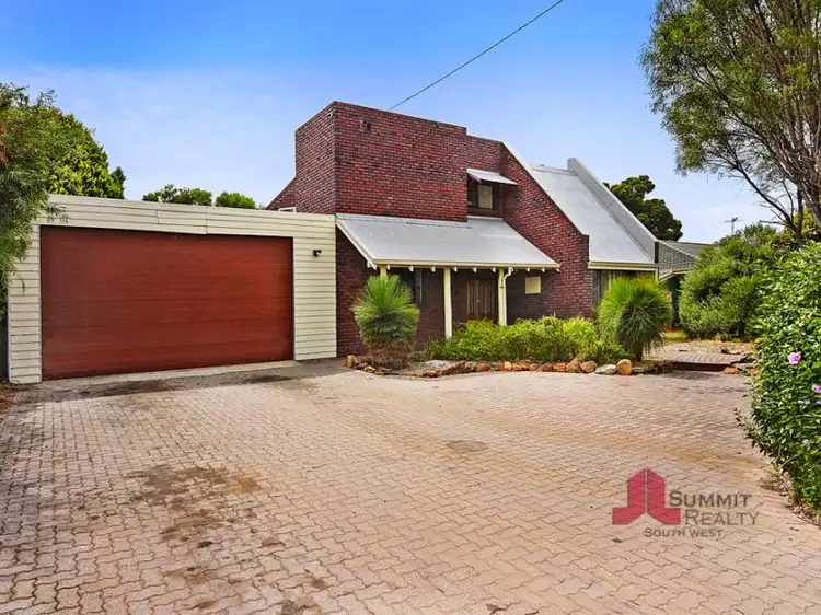 14 Mckinley St, Collie WA 6225