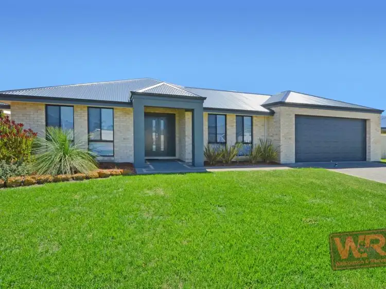 4 Penter Way, Mckail WA 6330