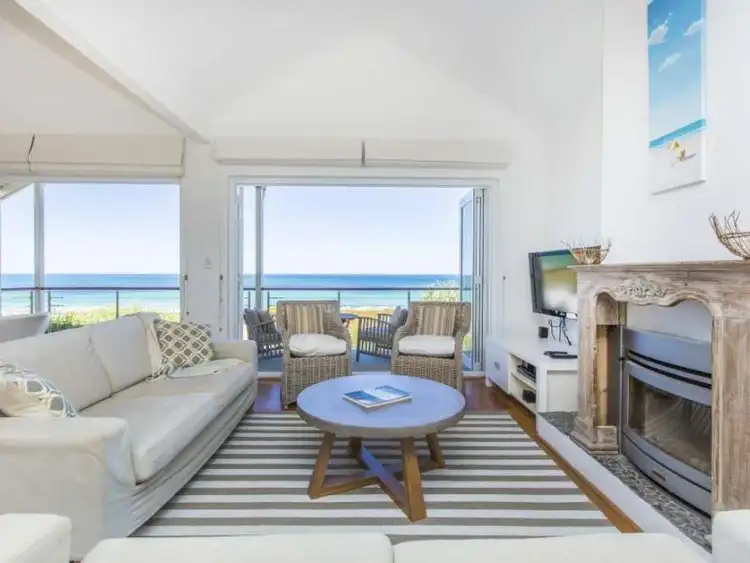 11/2 Robertson Road, Ledge Point WA 6043