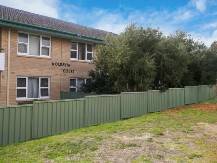 8/29 Moldavia Street, Tuart Hill WA 6060