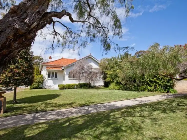 26 Marita Rd, Nedlands WA 6009