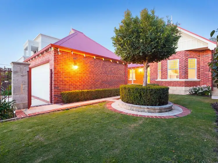 Second view of Homely house listing, 4 Mira Mar Street, Doubleview WA 6018