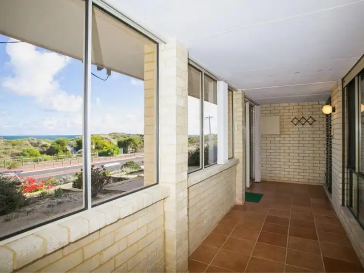 Fourth view of Homely house listing, 46 OCEANSIDE PROMENADE, Mullaloo WA 6027