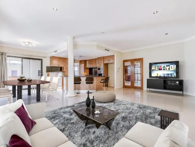 Second view of Homely house listing, 6b Cowan Street, Alfred Cove WA 6154