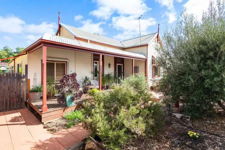 5 Broadarrow Road, Kalgoorlie WA 6430