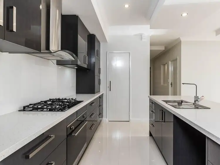 Third view of Homely house listing, 10 Loseto Link, Piara Waters WA 6112