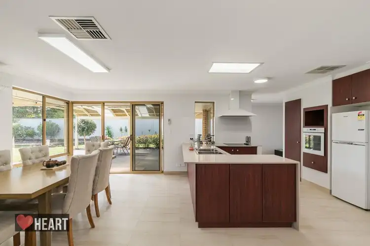 11 Bracken Way, Bibra Lake WA 6163