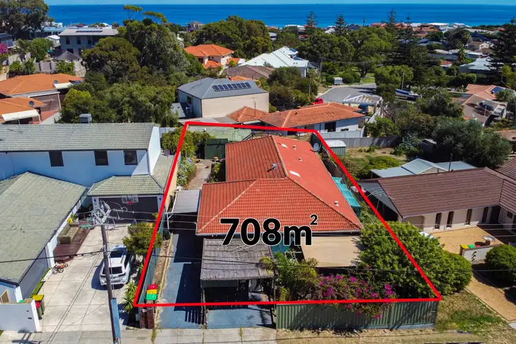 166 Elliott Road, Scarborough WA 6019