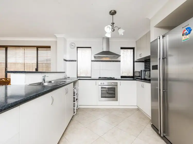 Sixth view of Homely house listing, 44 Claridge Circle, Thornlie WA 6108
