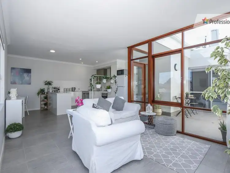 Fourth view of Homely unit listing, 8/57 Hooley Road, Midland WA 6056