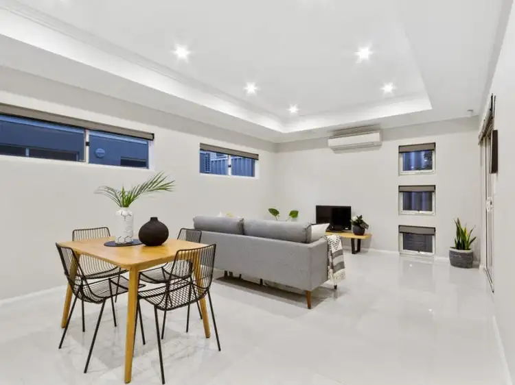 5c Welburn Street, Nollamara WA 6061