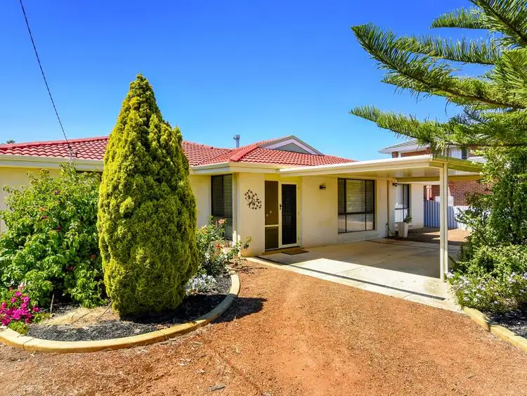 Second view of Homely house listing, 14 Fitzgerald Way, Australind WA 6233
