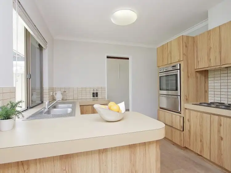 Seventh view of Homely villa listing, 4/46 Cranford Avenue, Mount Pleasant WA 6153