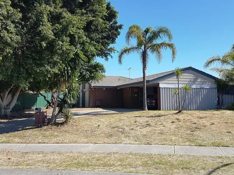 27 Augustus Way, Marangaroo WA 6064