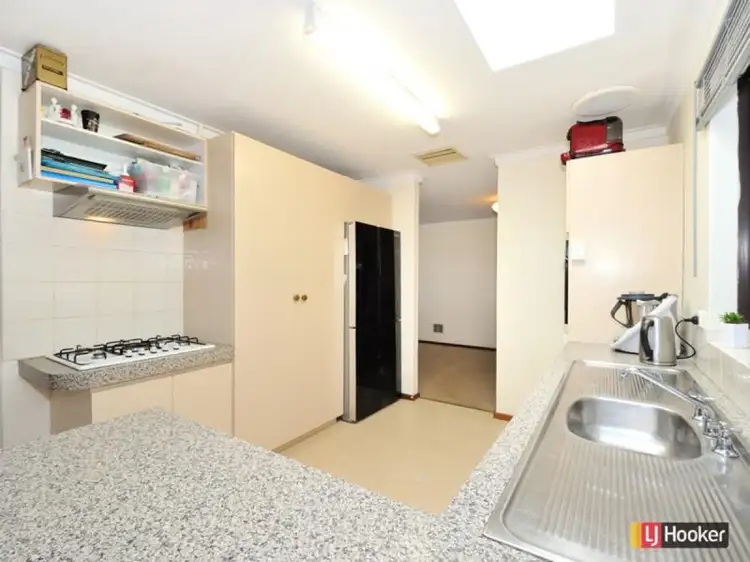 Fifth view of Homely house listing, 12 Pavo Close, Rockingham WA 6168