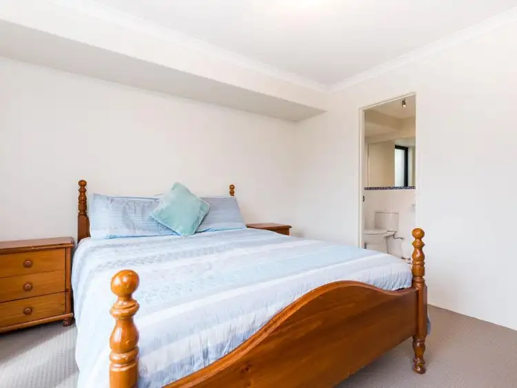 Sixth view of Homely house listing, 8 Allison Close, Willetton WA 6155