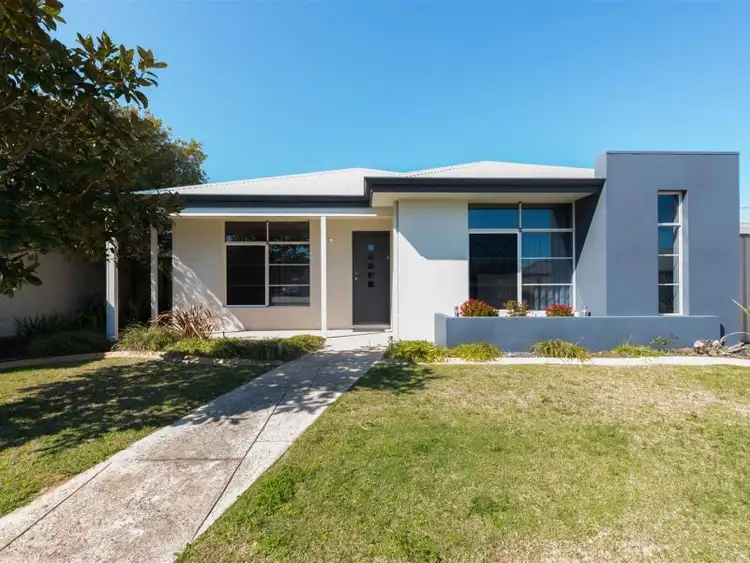 4 Aleppo Street, Aubin Grove WA 6164