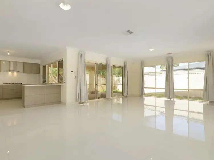 Sixth view of Homely house listing, 18 Dacelo Vista, Waterford WA 6152