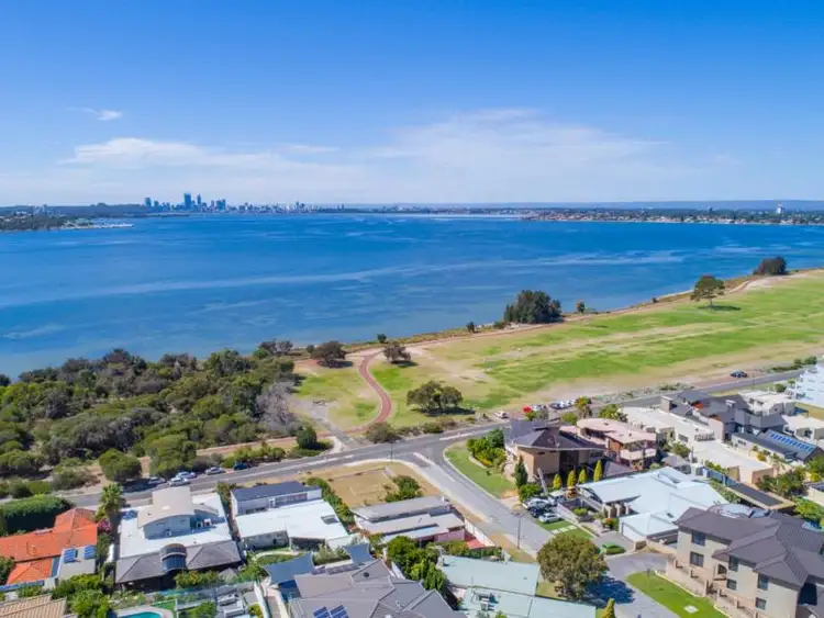 Fifth view of Homely house listing, 60 Burke Drive, Attadale WA 6156