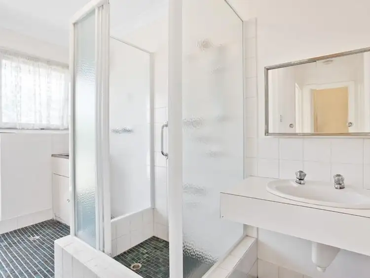 Fourth view of Homely villa listing, 1/29 Drabble Road, Scarborough WA 6019
