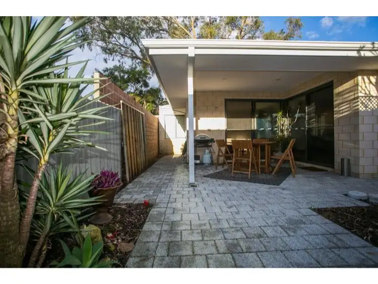 2/24 Collick Street, Hilton WA 6163