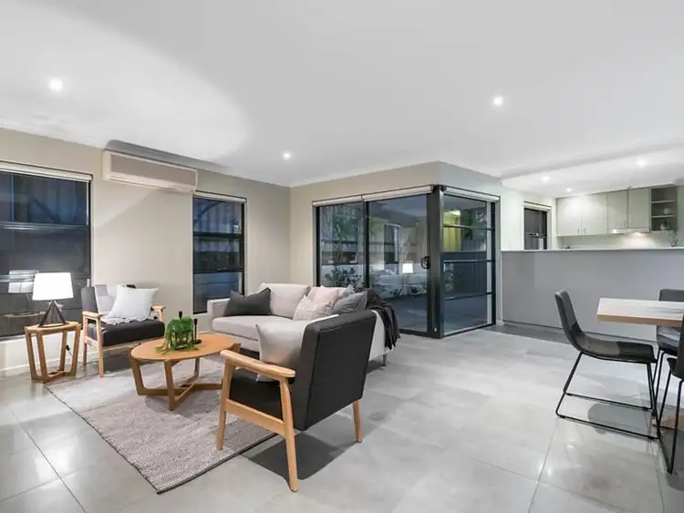 3/6 NAUTILUS CRESCENT, Scarborough WA 6019